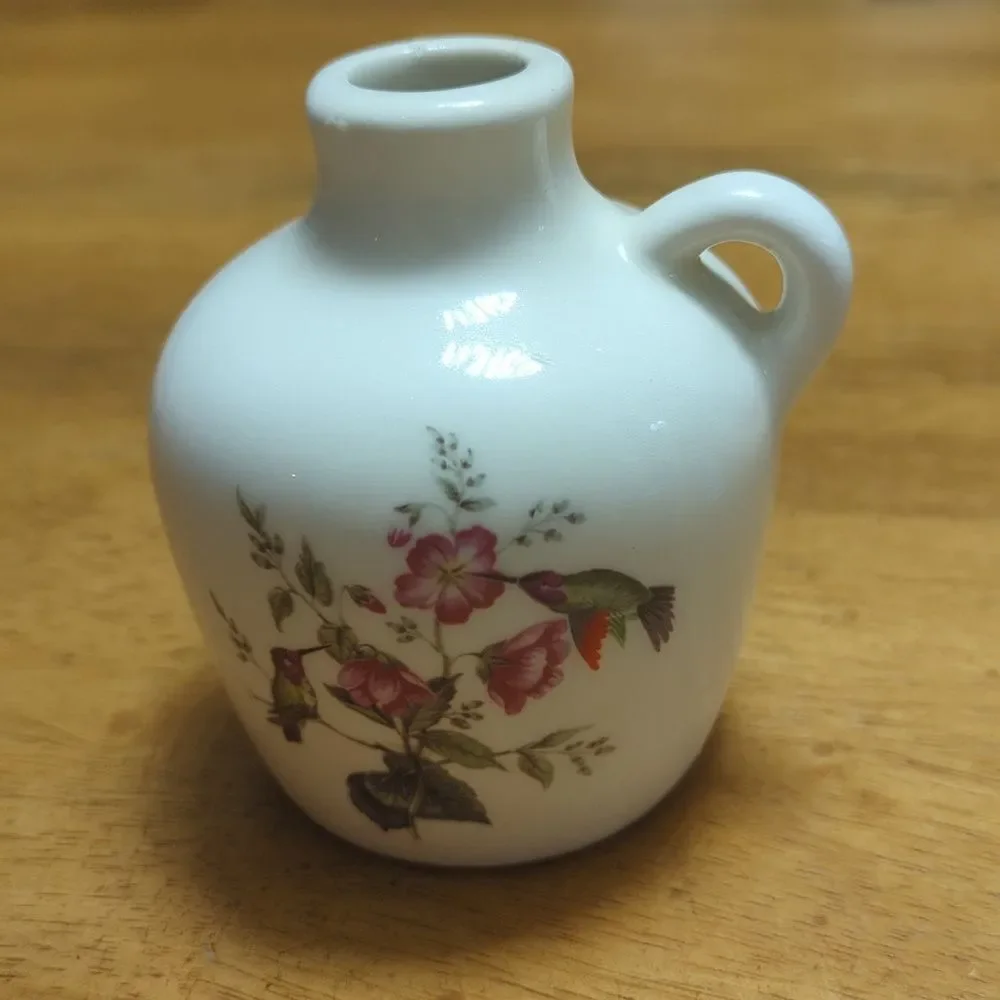 Bud vase hummingbird and flowers hand made Lyons Lair Pittsford Vermont